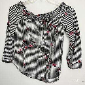 Lipslid Ladies Black Checkered With Embroidered Flowers Blouse Size Small